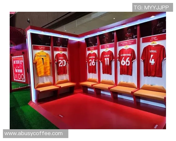 黑商店是否有足球球星的收藏品与周边商品值得关注吗